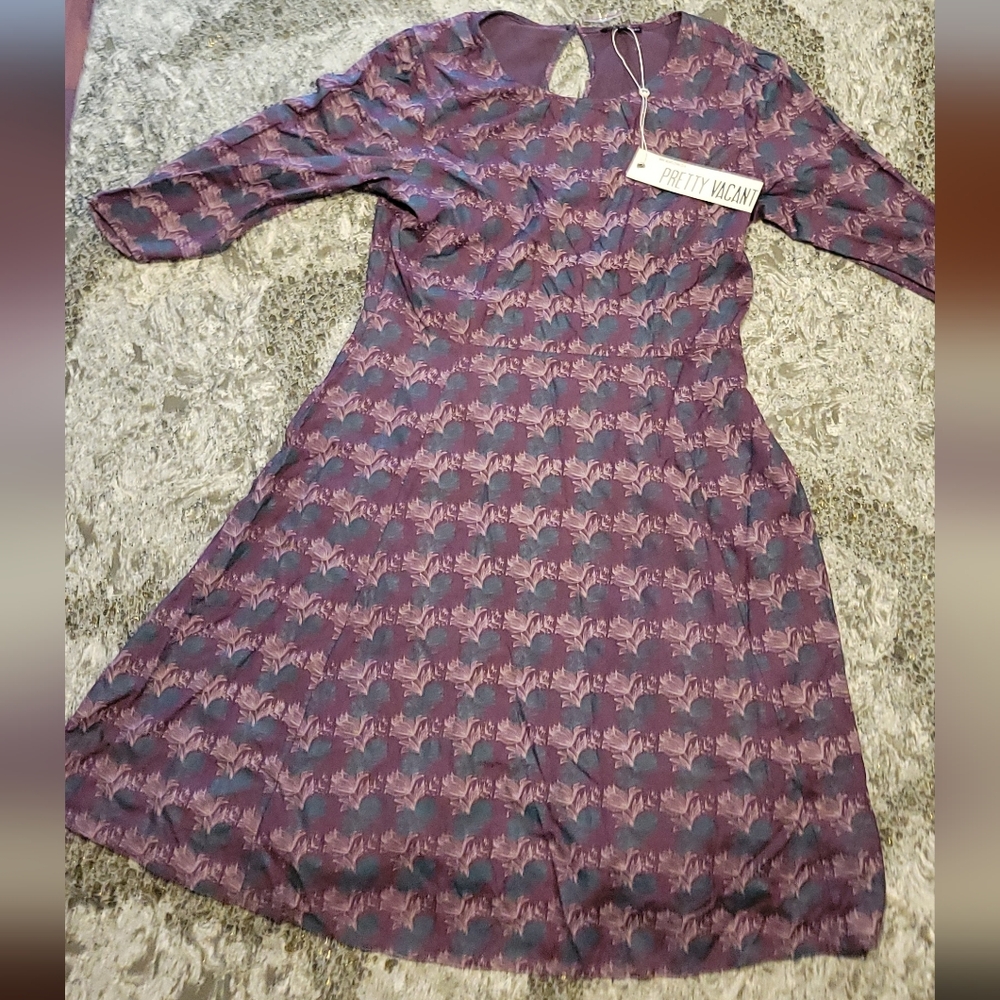 Pretty Vacant Dress‎ Elegant Flower